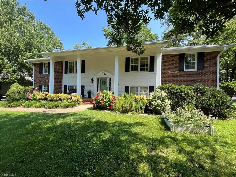 3407 Scarsborough Drive, Winston Salem, NC 27104 - Image #2