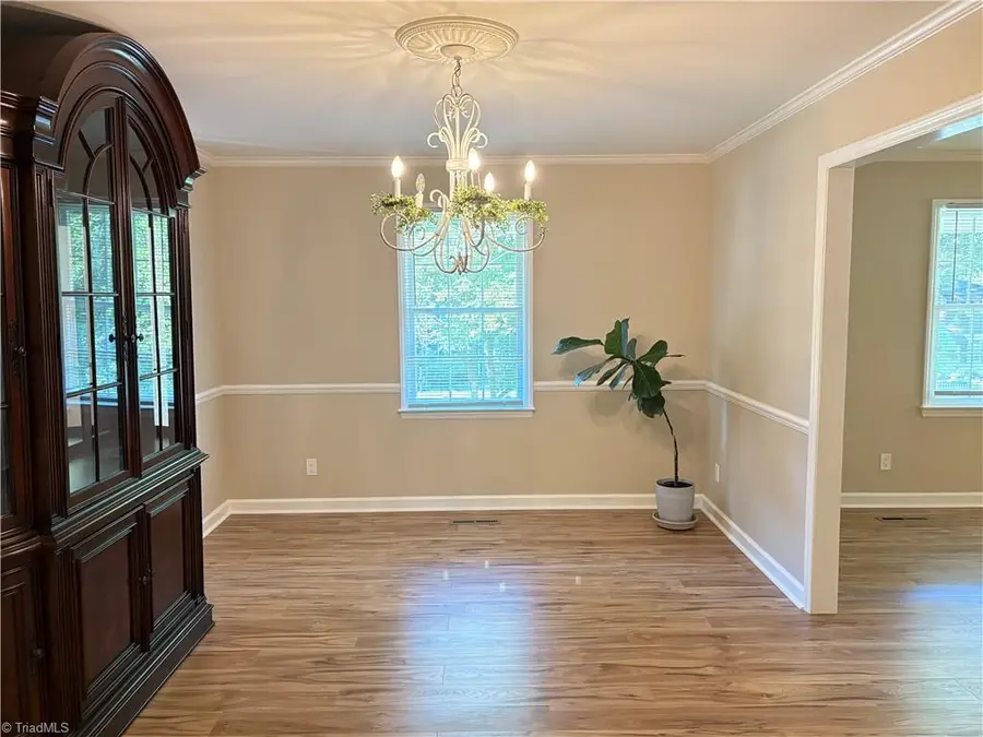 3407 Scarsborough Drive, Winston Salem, NC 27104 - Image #3