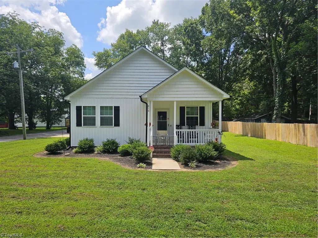 816 Barnes Street, Reidsville, NC 27320 - Image #1