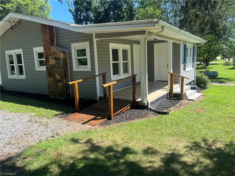 2053 Us Highway 158 W, Reidsville, NC 27320 - Image #3