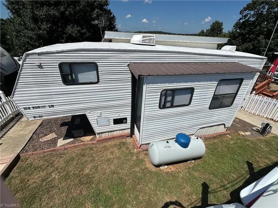 104 Robin Lane, New London, NC 28127 - Image #2