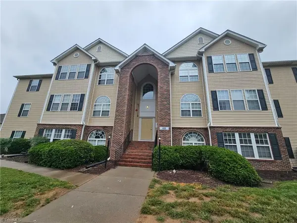 623 Ivy Glen Drive, Winston-Salem, NC 27127