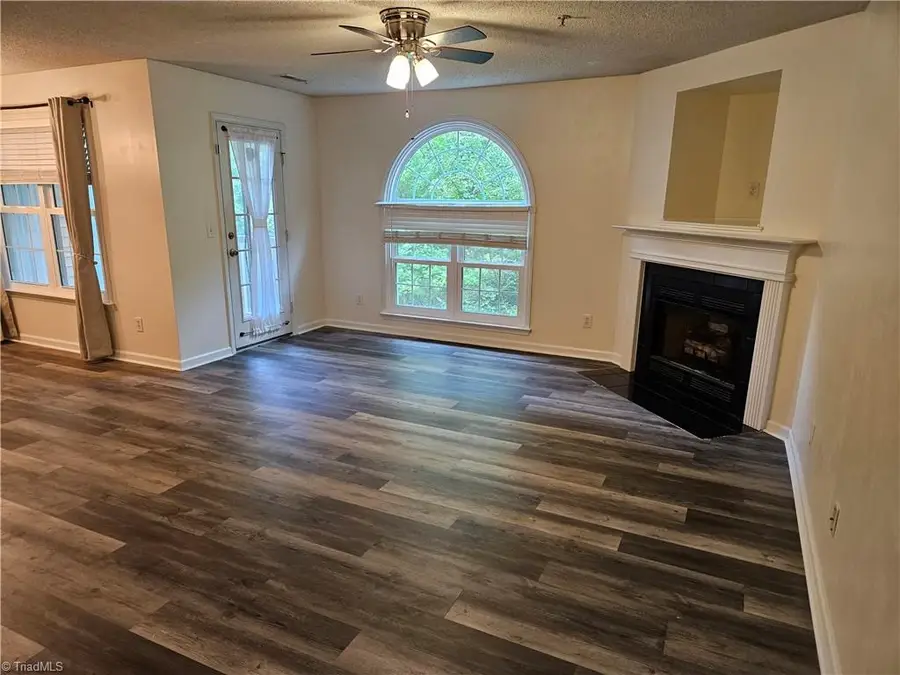 623 Ivy Glen Drive, Winston Salem, NC 27127 - Image #3