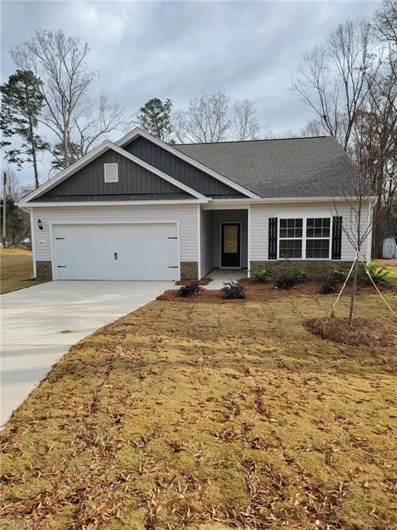 3471 Robindale Drive, Winston Salem, NC 27107 - Image #1