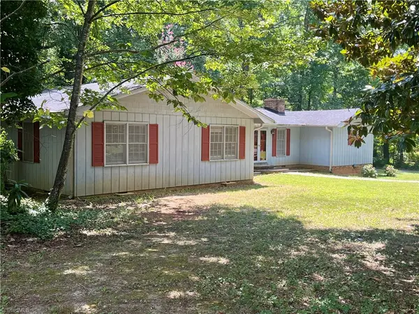 278 Forest Park Drive, Denton, NC 27239