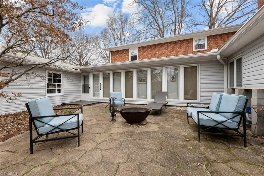 116 Ridgeway Road, Thomasville, NC 27360 - Image #3