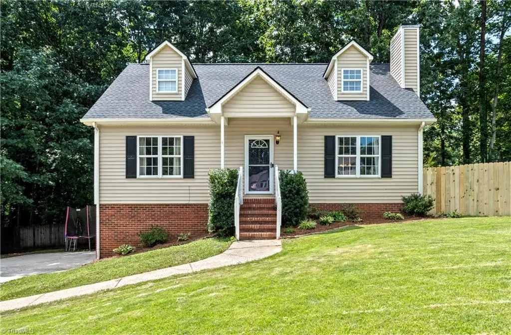 5027 Heidelbury Court, Winston Salem, NC 27106 - Image #1