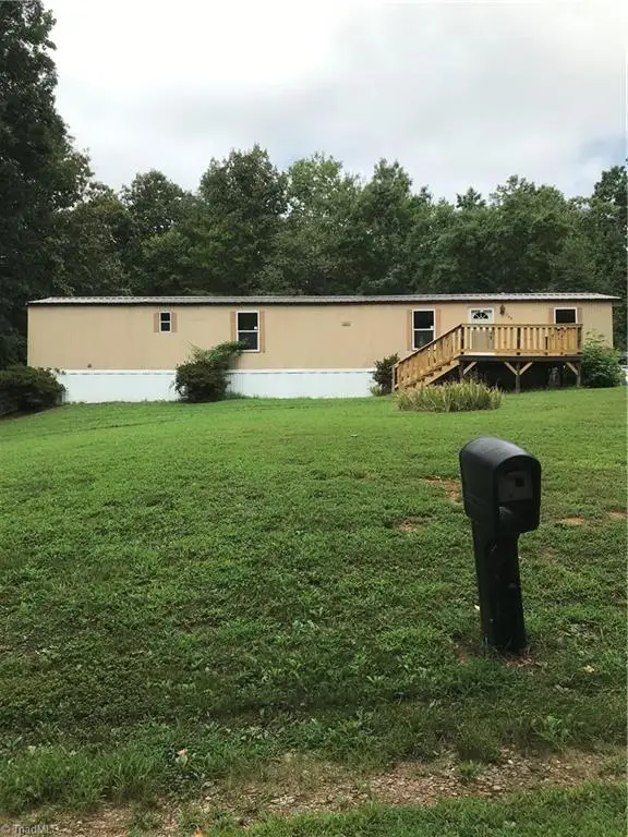 366 Sherwood Drive, Lexington, NC 27292