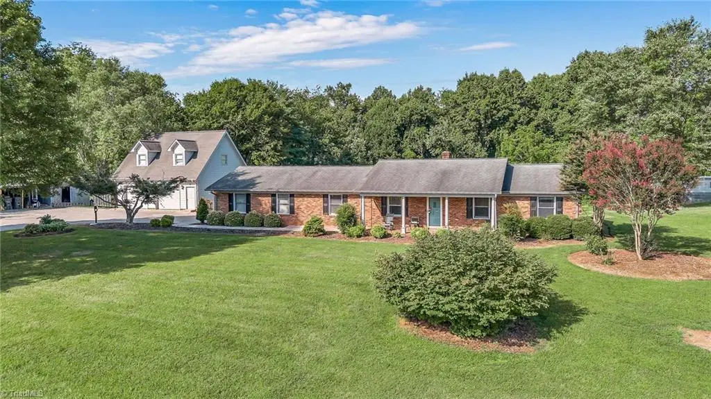 179 Pondview Drive, Wilkesboro, NC 28697 - #1