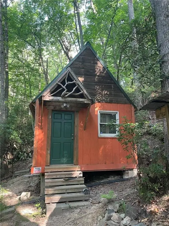 7360 Timber Rock Drive, Lenoir, NC 28645