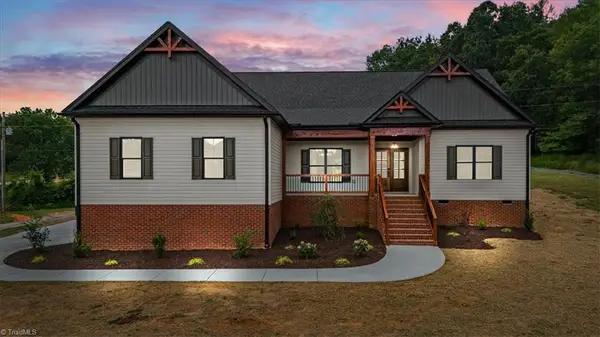 3963 Nc Highway 42 S, Asheboro, NC 27205