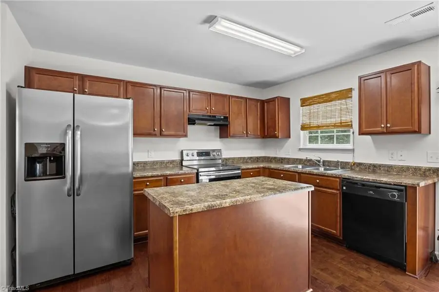 1372 Waverly Street, Winston Salem, NC 27127 - Image #3