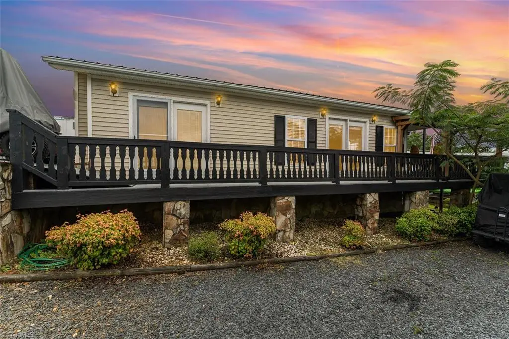 102 Scenic View Lane, New London, NC 28127 - Image #1