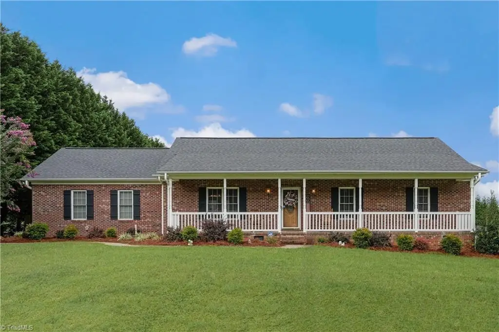 194 River Run Drive, Reidsville, NC 27320 - Image #1