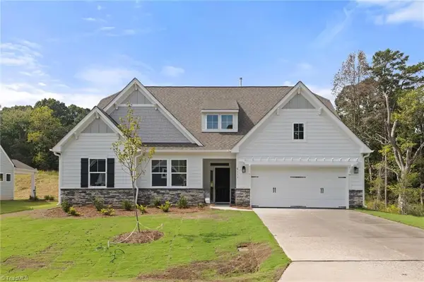 8111 Burberry Trail, Clemmons, NC 27012