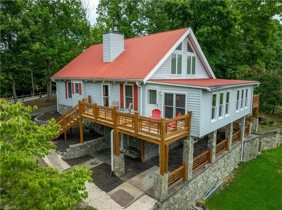 197 Fairview Drive, Traphill, NC 28685 - Image #2