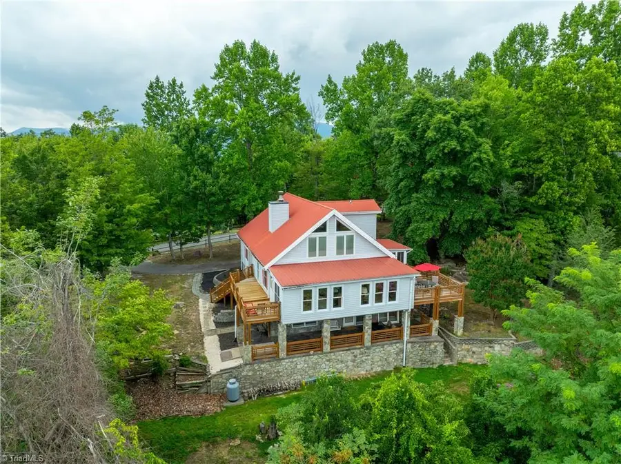 197 Fairview Drive, Traphill, NC 28685 - Image #3