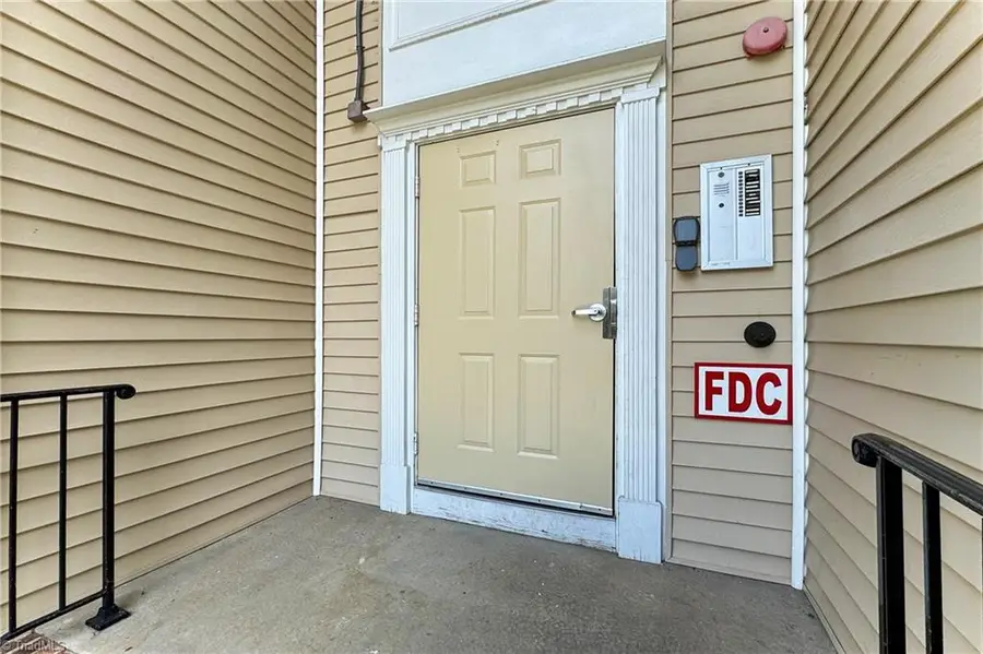 224 Ivy Glen Court, Winston Salem, NC 27127 - Image #2