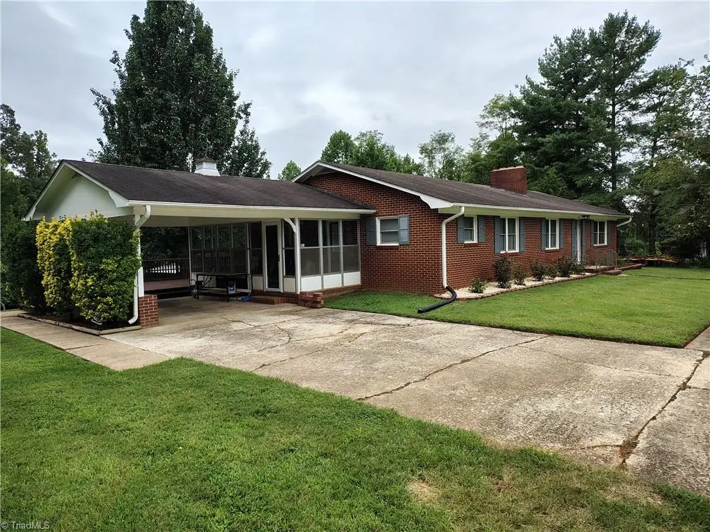 153 Hooker Trail, Mount Airy, NC 27030 - Image #1