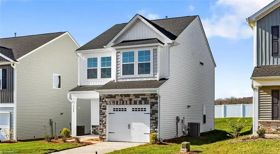 5344 Spicewood Lake Lane, Vienna, NC 27106 - Image #2