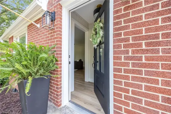 2249 Pisgah Church Road, Kernersville, NC 27284