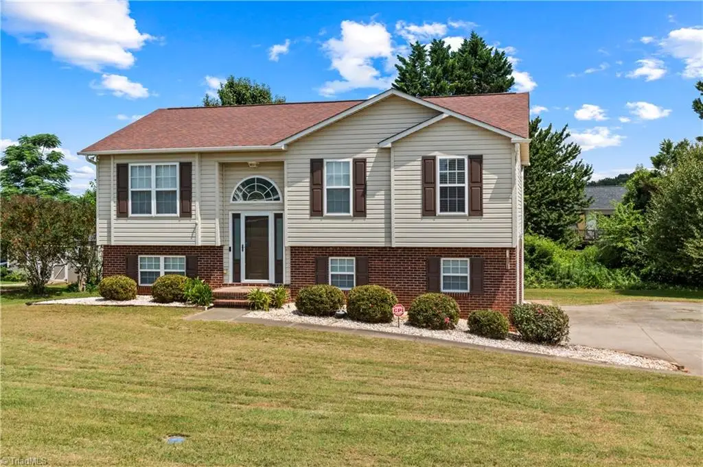 1144 Northwood Church Road, Yadkinville, NC 27055 - Image #1