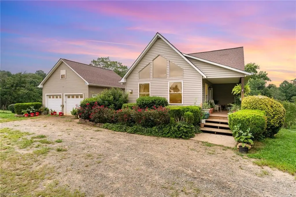 1739 Roaring Gap Road, Thurmond, NC 28683 - Image #1