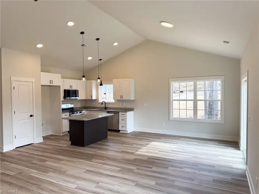 6935 Tia Court, Thomasville, NC 27360 - Image #3