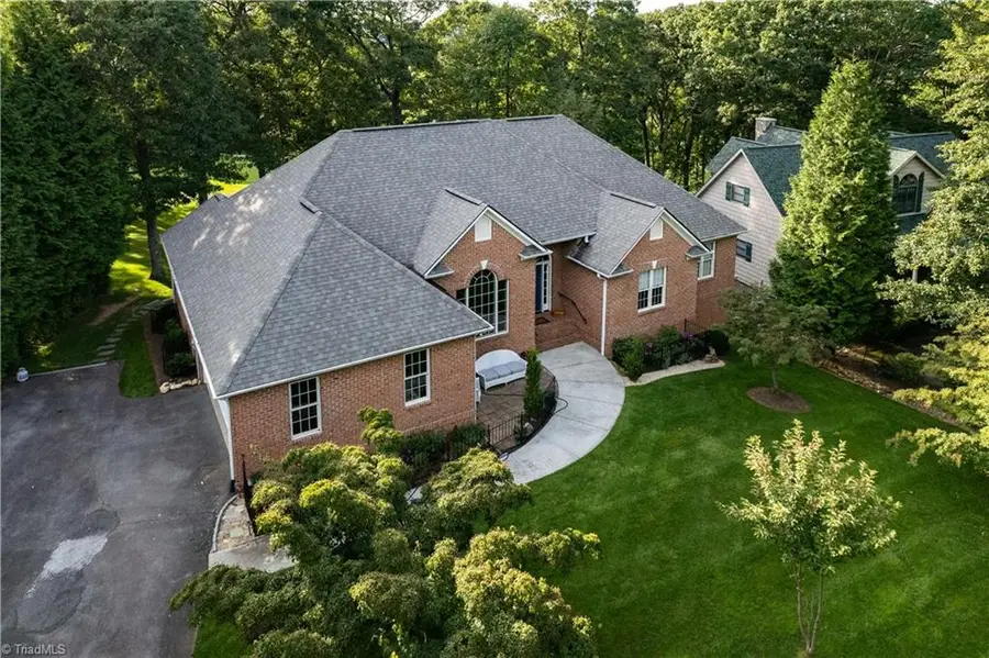 325 Troon Avenue, Roaring Gap, NC 28668 - Image #2