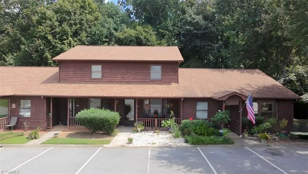 381 James Court, High Point, NC 27265 - Image #1