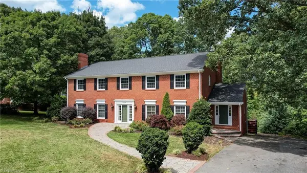 1006 Oakcrest Drive, Reidsville, NC 27320