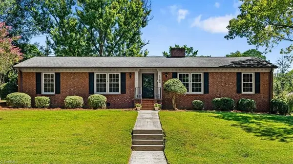 1700 Gracewood Drive, Greensboro, NC 27408