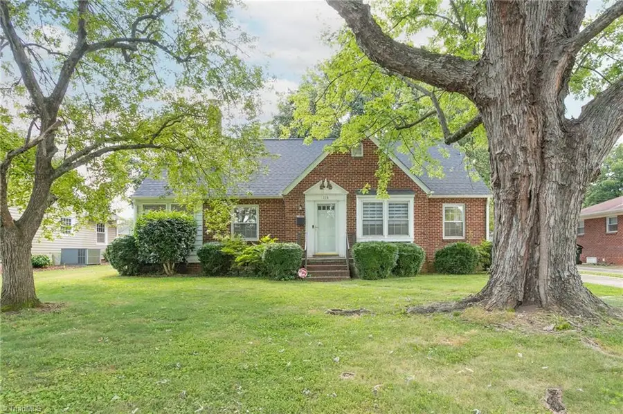 118 Tarleton Avenue, Burlington, NC 27215 - #2