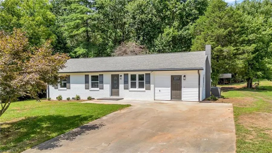 284 Rollingwood Drive, Hays, NC 28635 - Image #3