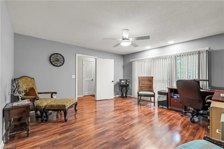 311 Pebble Drive, Thomasville, NC 27360 - Image #3