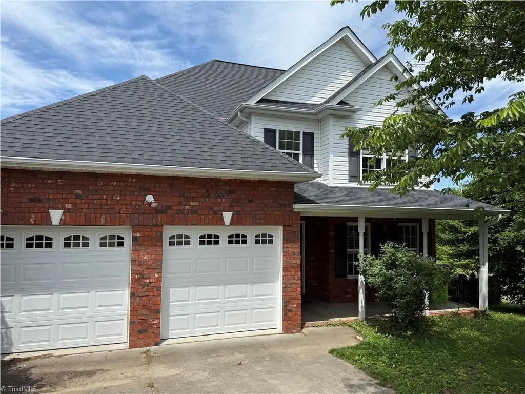 305 Cinnamon Way, Clemmons, NC 27012 - Image #1