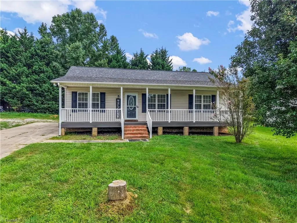 212 Bell Drive, Thomasville, NC 27360 - Image #1