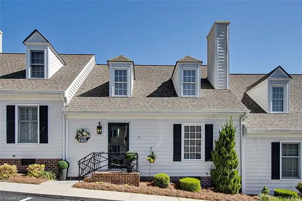 330 W Presnell Street #37, Asheboro, NC 27203