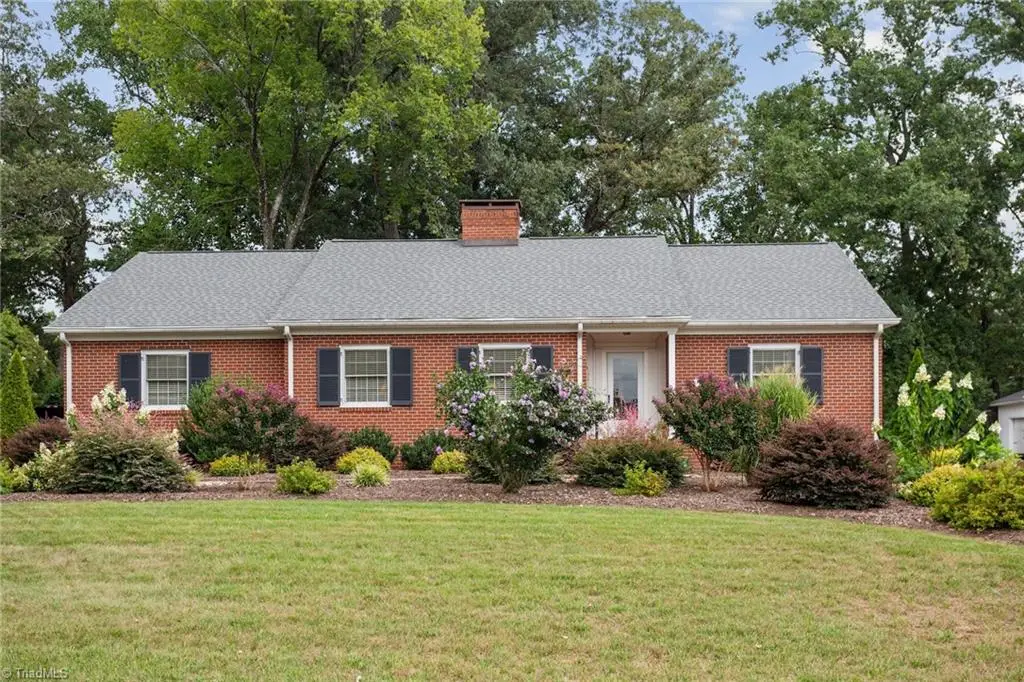 104 Knollwood Drive, Greensboro, NC 27403 - Image #1