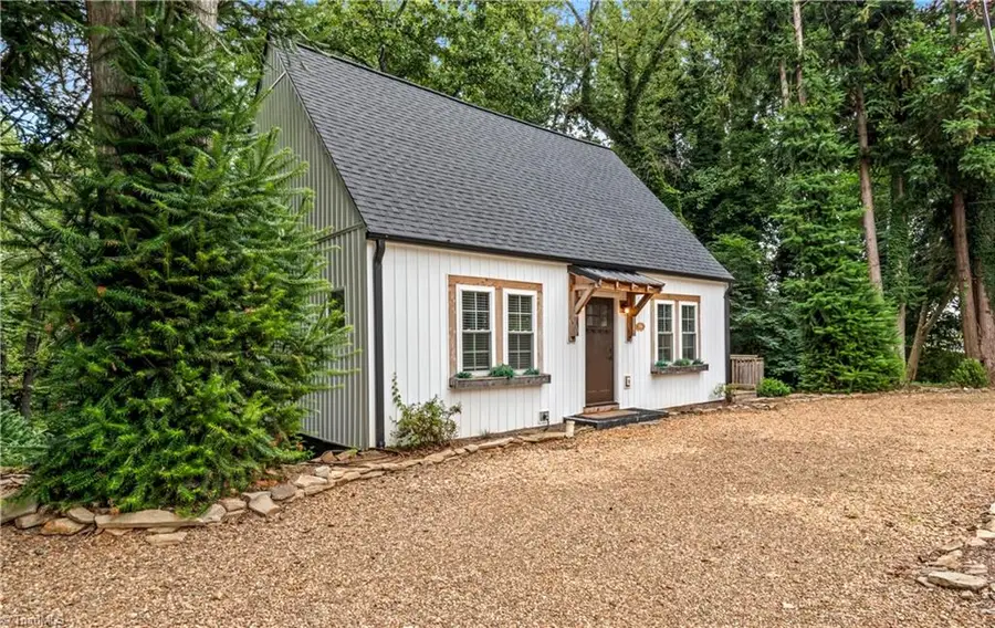 706 Elk Spur Street, Elkin, NC 28621 - Image #2