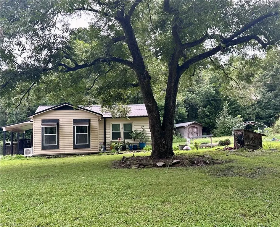 341 King Road, Seagrove, NC 27341 - Image #1