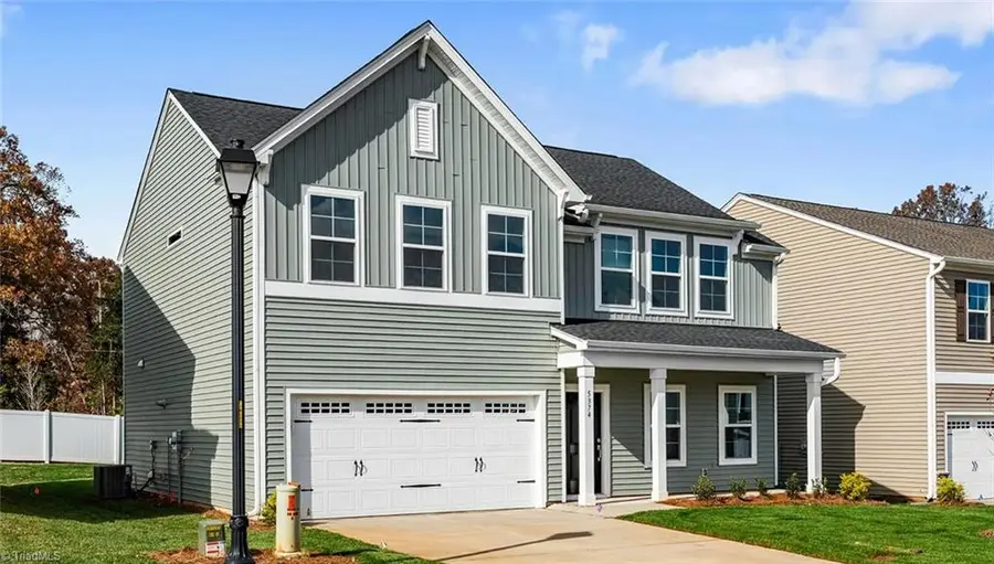 5374 Spicewood Lake Lane, Vienna, NC 27106 - Image #2