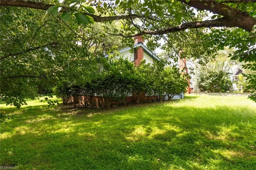 910 E Dayton Avenue, High Point Township, NC 27262 - Image #2