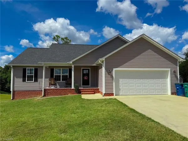 825 Parkland Road, Reidsville, NC 27320
