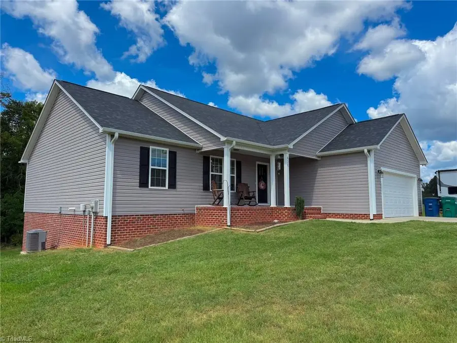 825 Parkland Road, Reidsville, NC 27320 - Image #2