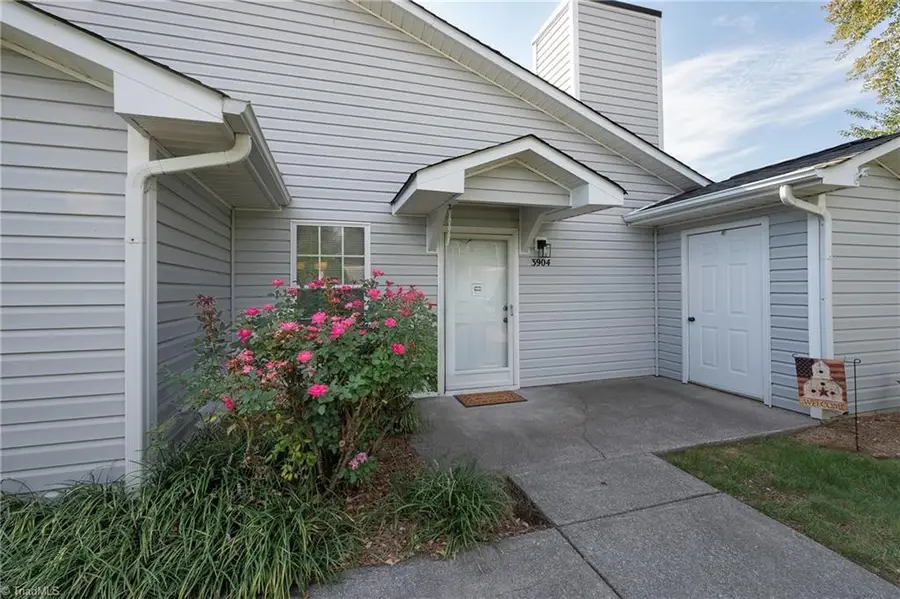 3904 Westridge Meadow Circle, Clemmons, NC 27012 - Image #2