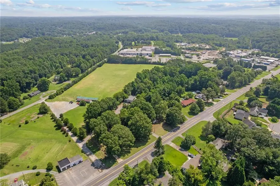 5755 Reynolda Road, Winston Salem, NC 27106 - Image #3