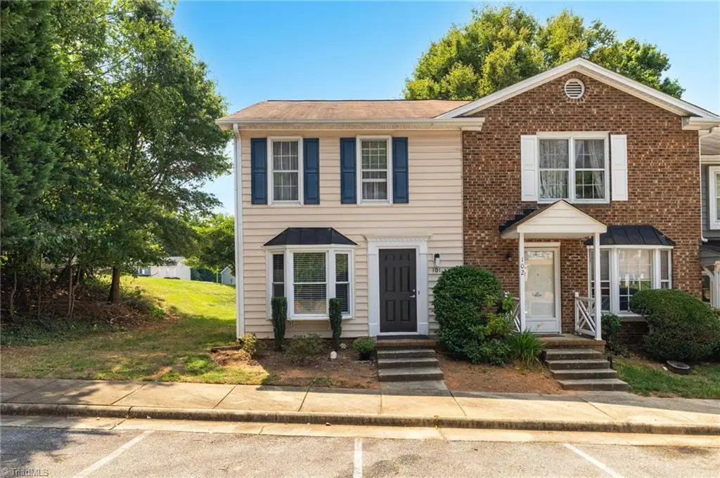 811 Ashebrook Drive #101, Greensboro, NC 27409 - Image #1