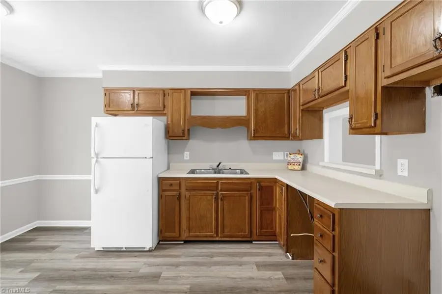 811 Ashebrook Drive #101, Greensboro, NC 27409 - Image #3