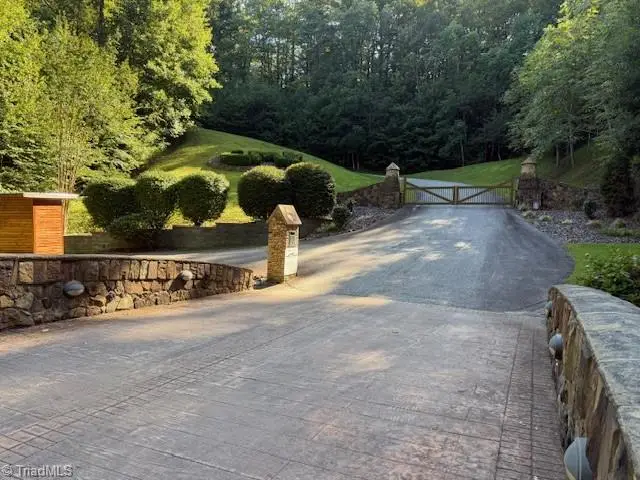 227 Meadow Crossing Road, McGrady, NC 28649 - Image #1